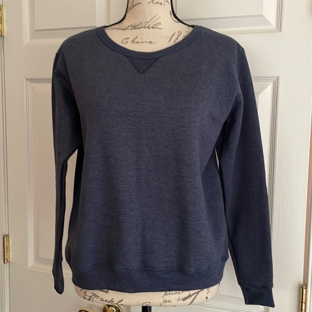 Hanes sweater
